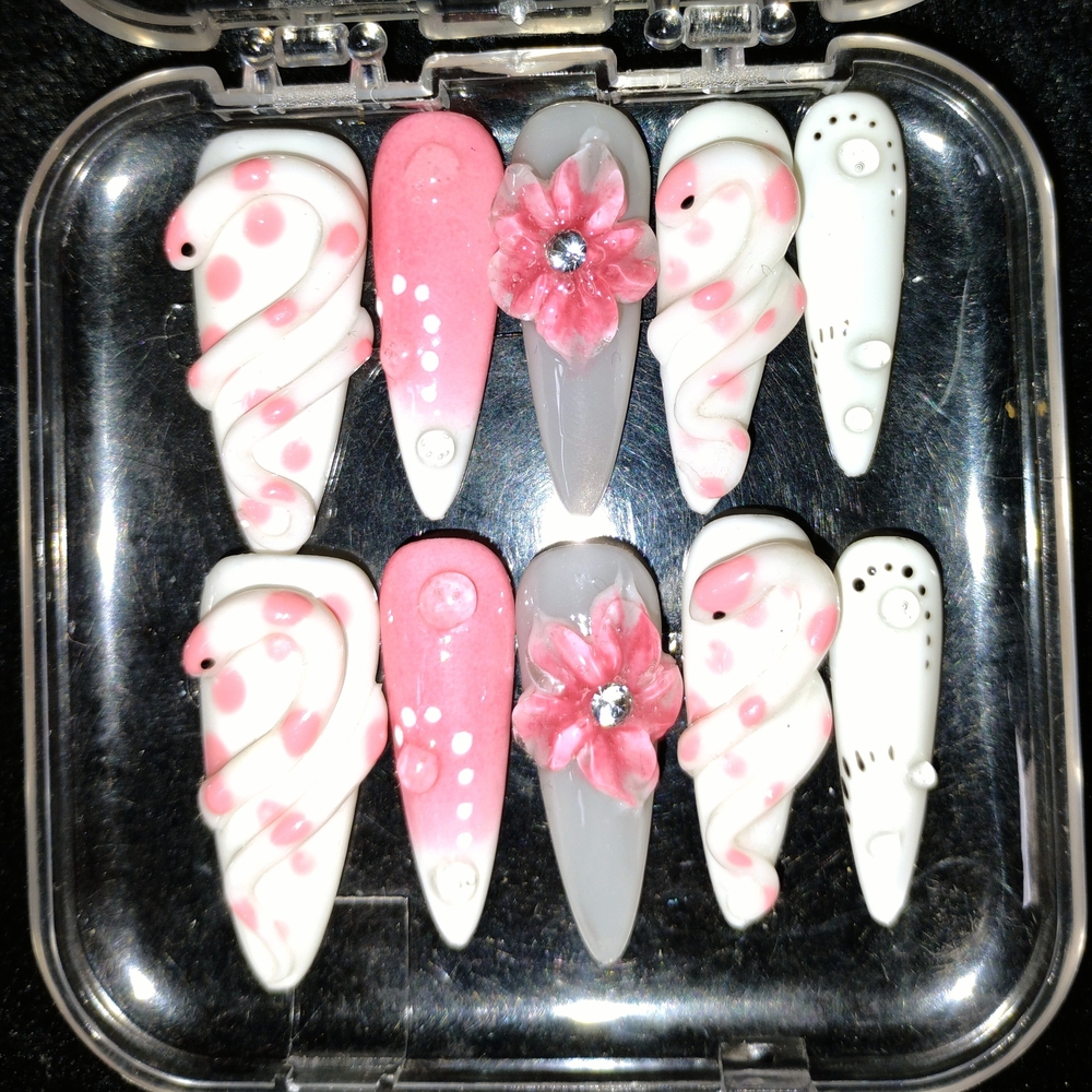 Pink and Gray Decorative Nail Set